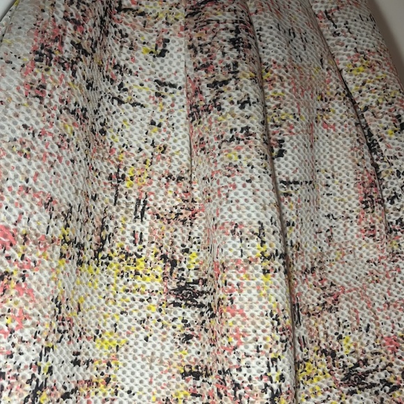 A Line skater skirt in designed style - Picture 3 of 7